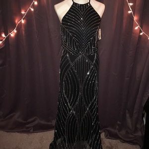 Xscape elegant gown